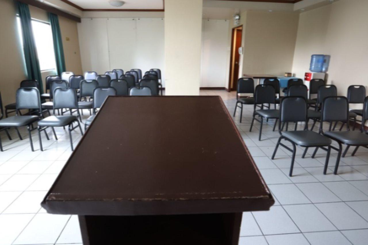 Oyo 210 Apple Tree Suites Cebu Bagian luar foto