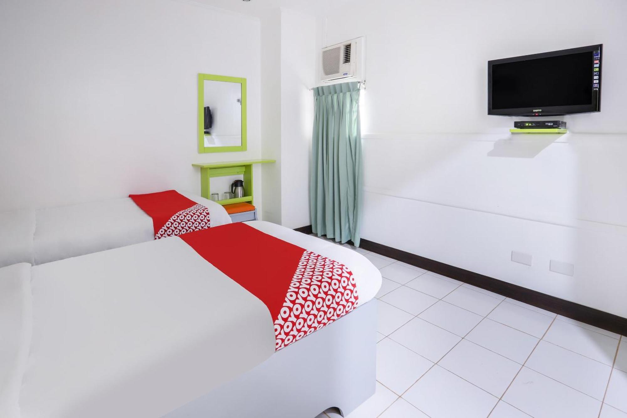 Oyo 210 Apple Tree Suites Cebu Bagian luar foto