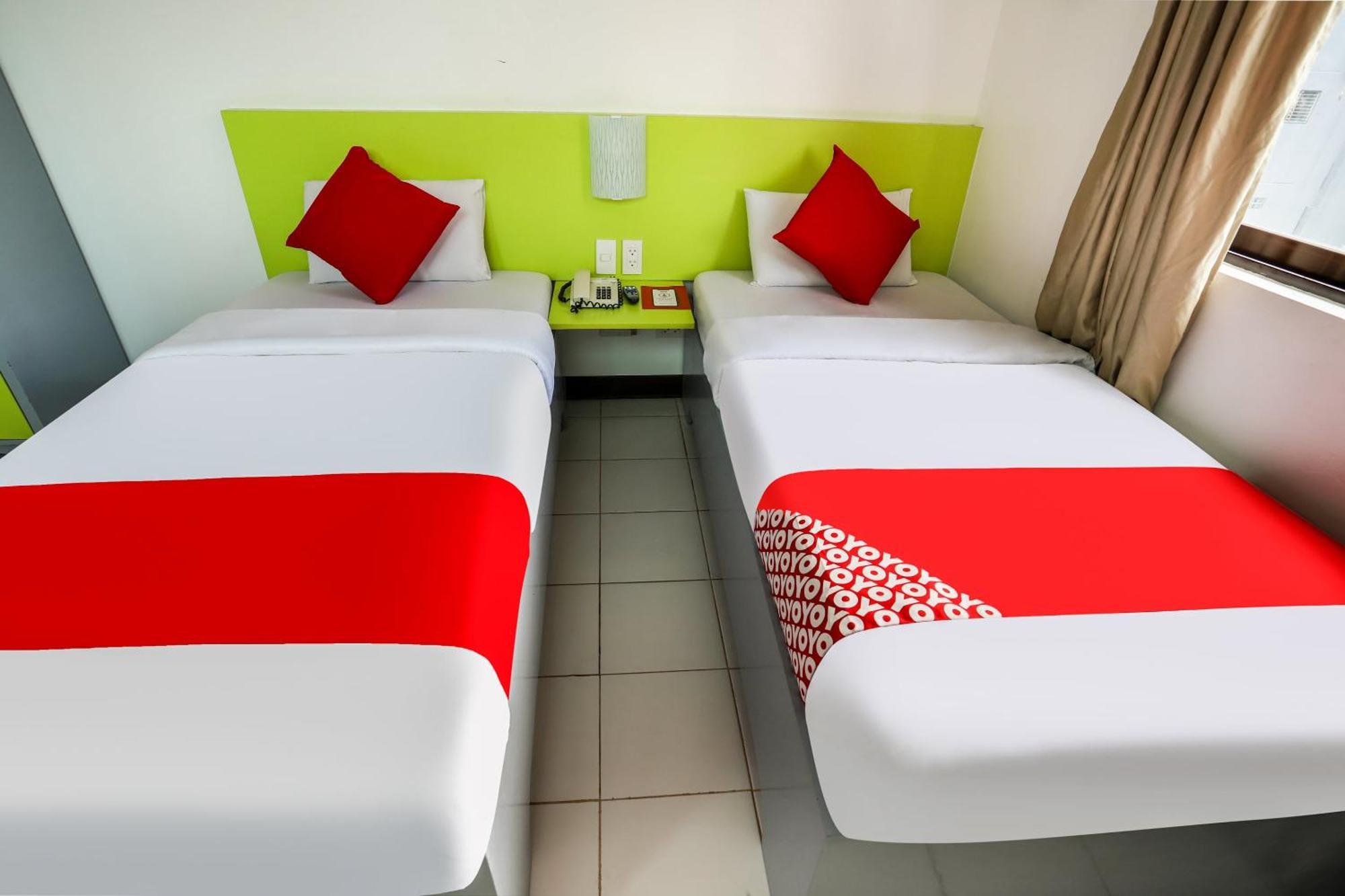 Oyo 210 Apple Tree Suites Cebu Bagian luar foto