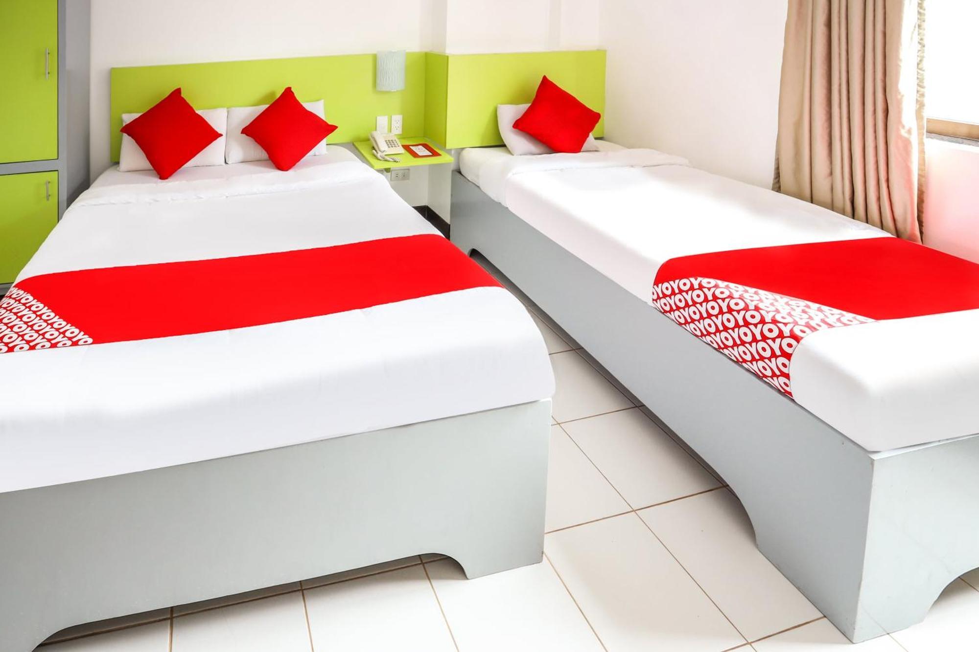 Oyo 210 Apple Tree Suites Cebu Bagian luar foto